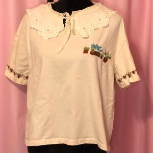 Cream Boxy Lace Collared Shirt With Cactus and Plant Embroidery